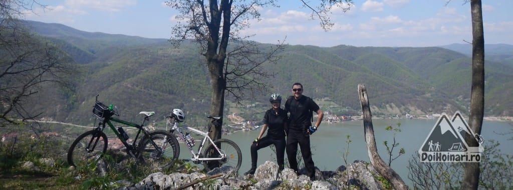 Vedere spre golful Dubova Vederea spre golful Dubova