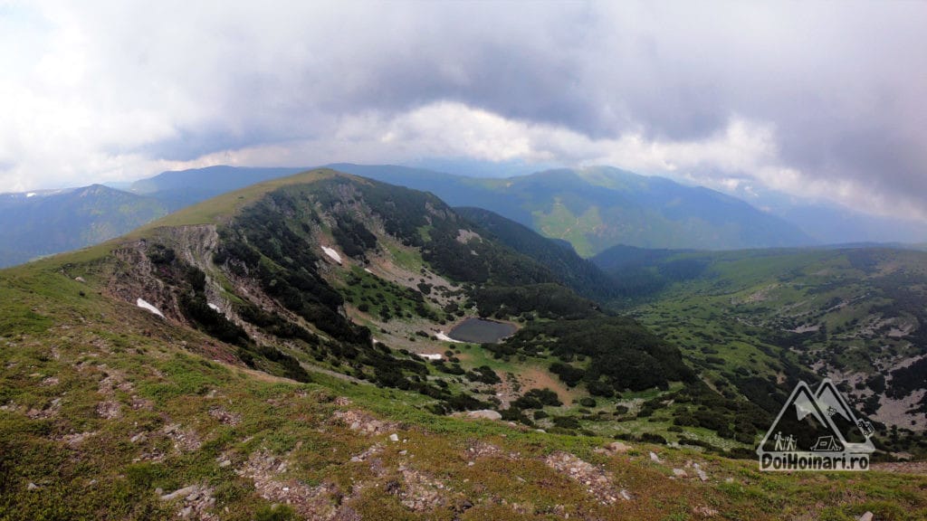 Lacul Singuratic și Căldarea Bălescu