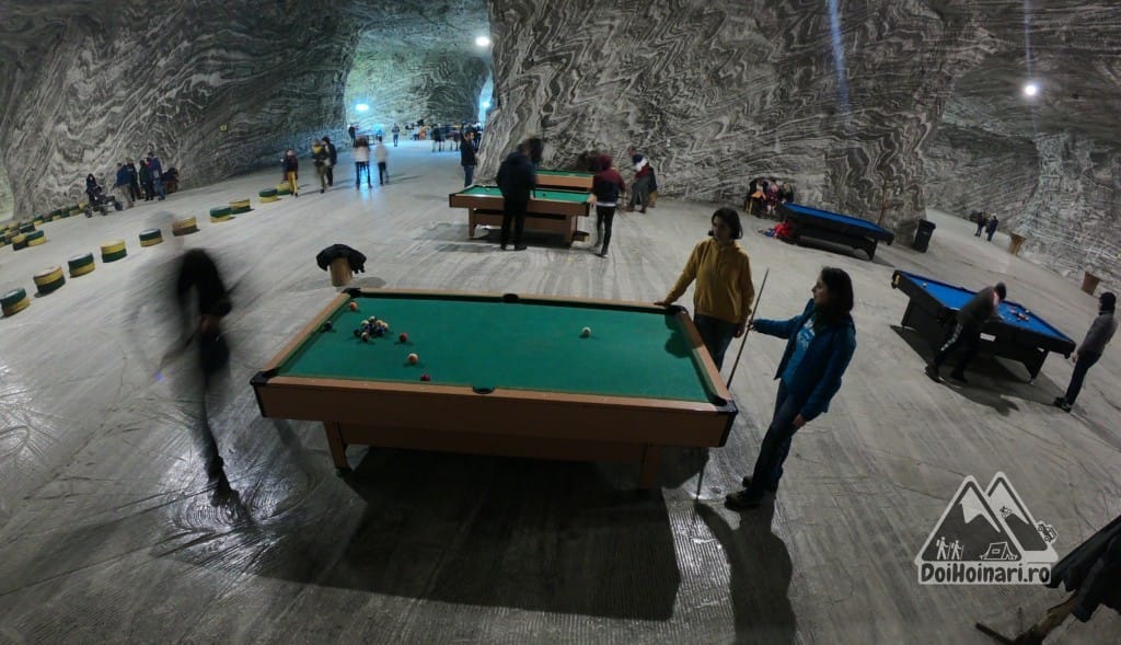 Biliard în subteran