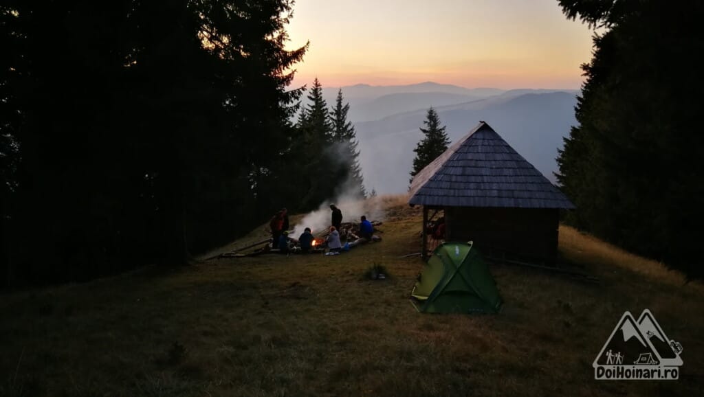 Refugiul Piscu cu Brazi